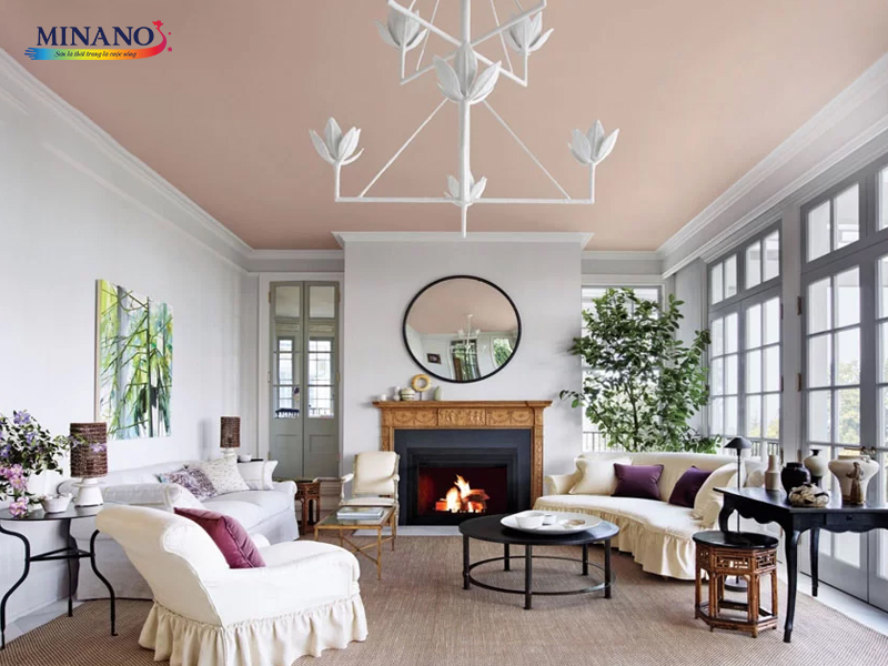 Sơn trần đẹp màu xám kết hợp với tường màu sáng tạo hiệu ứng trần cao hơn