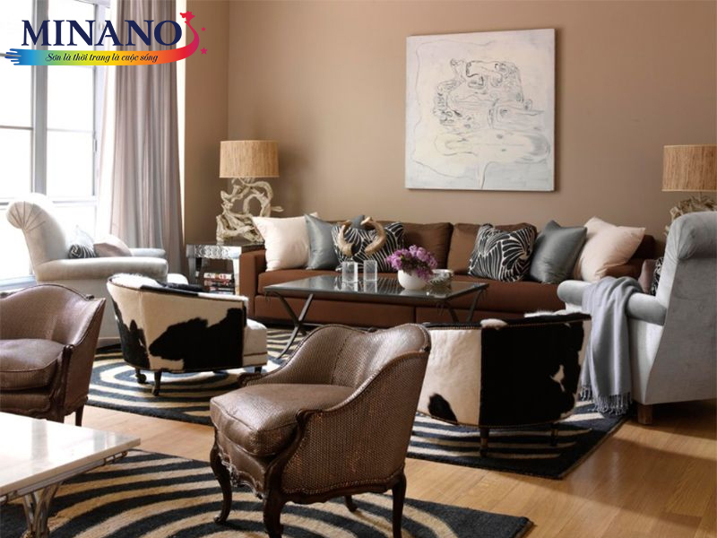 Hoặc phòng khách màu nâu đậm sang trọng như thế này