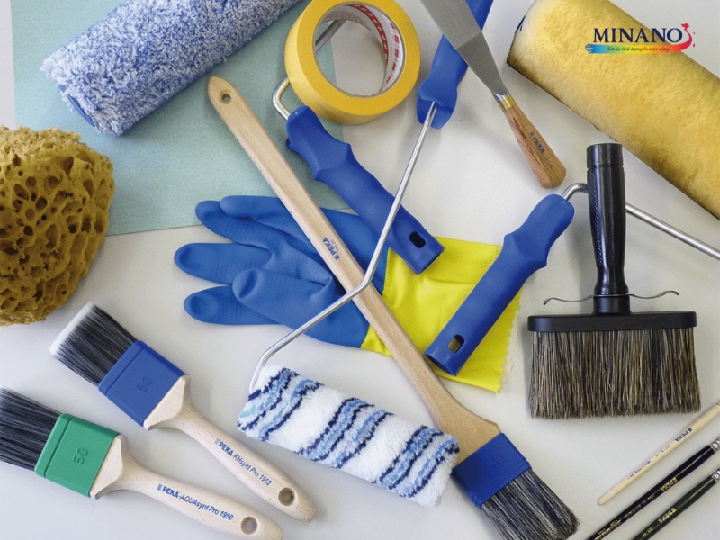 Để quá trình sơn diễn ra thuận tiện cần chuẩn bị dụng cụ đầy đủ