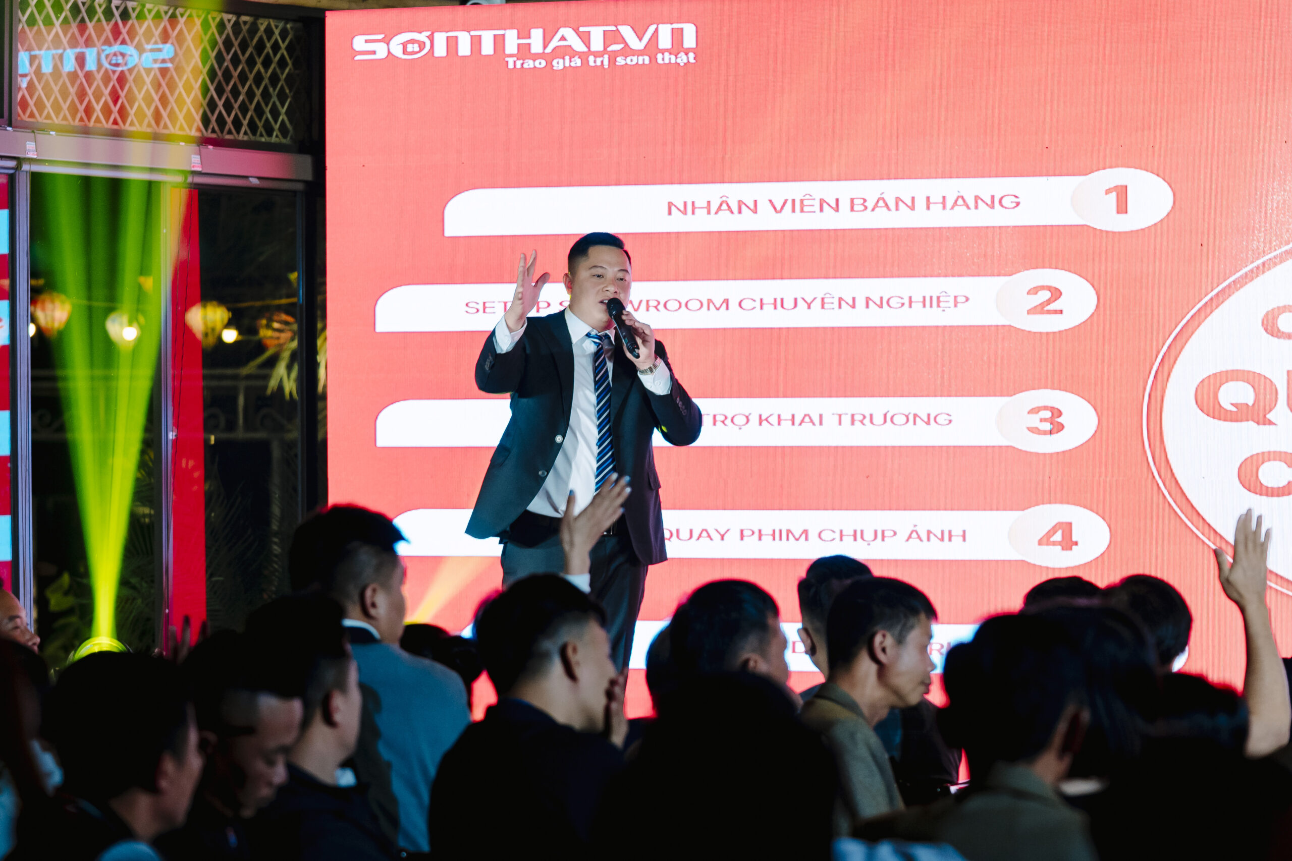 CEO Hoàng Đức Chung chia sẻ